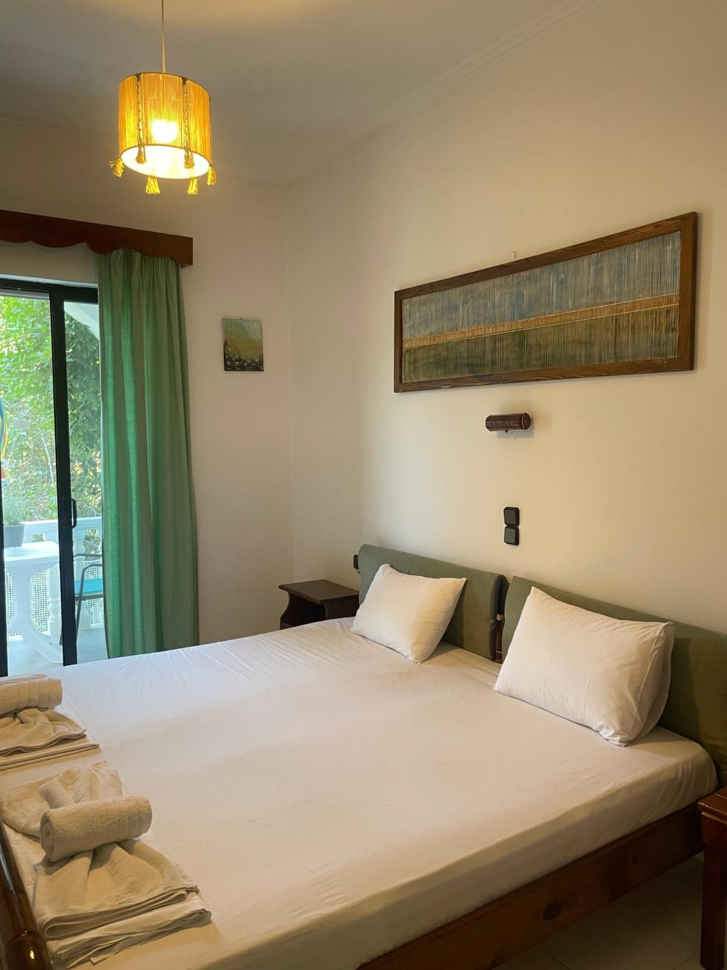 Apartament Aktipis *